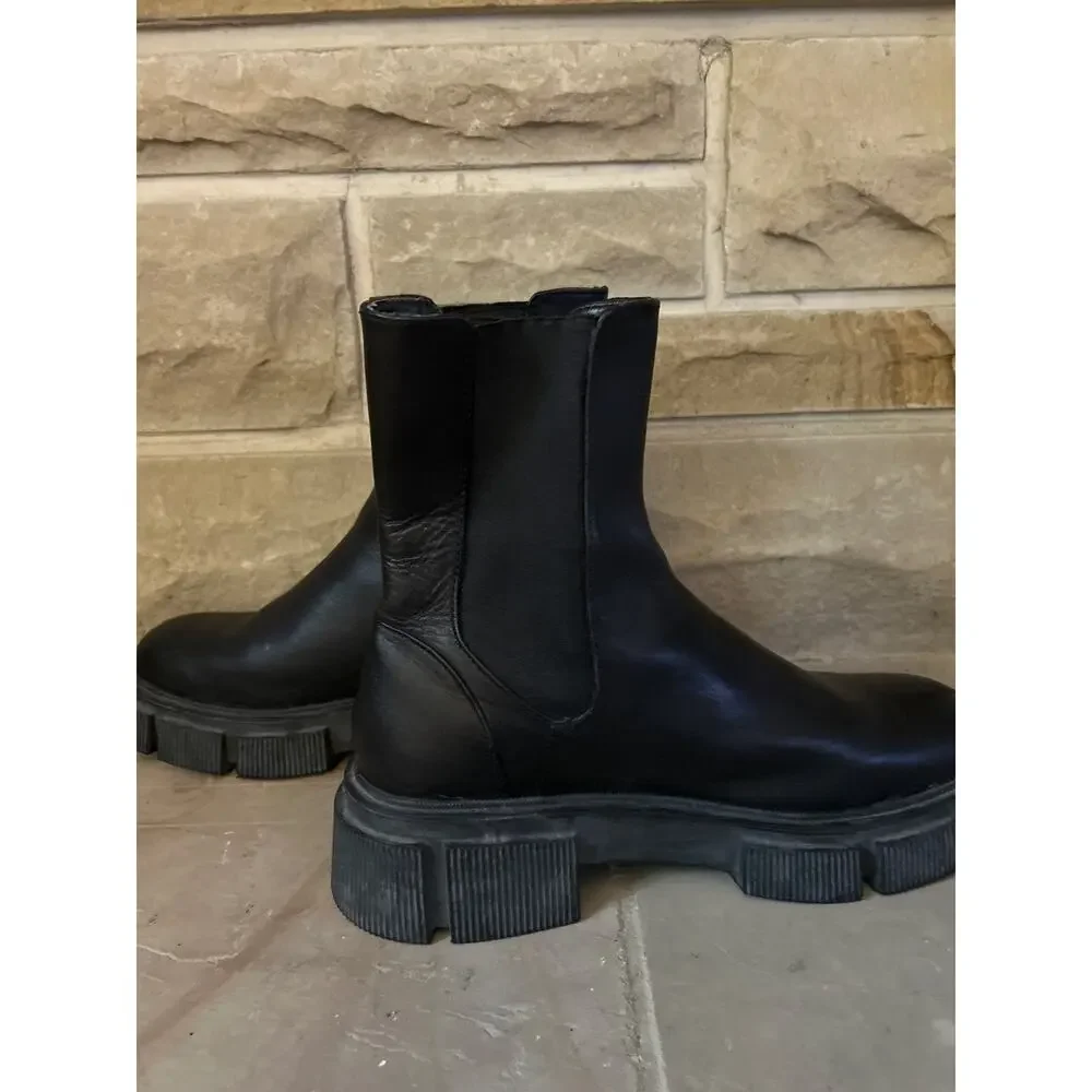 Zara Chunky Chelsea Lug Sole black leather ankle boots NWOB size 38 or US 8